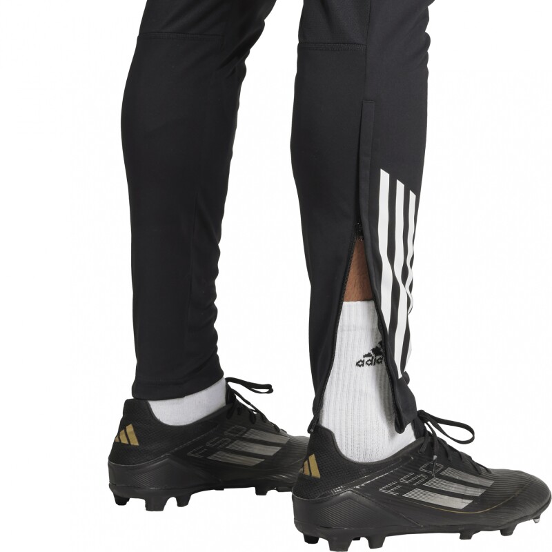 adidas PANTALÓN MANCHESTER UNITED TIRO 25 Black & Aurora Plum