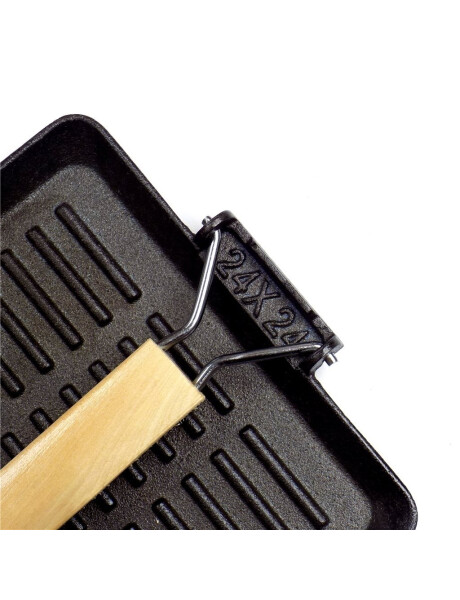 PLANCHA GRILL CUADRADA C/ MANGO MADERA HIERRO. 24x24CM PLANCHA GRILL CUADRADA C/ MANGO MADERA HIERRO. 24x24CM