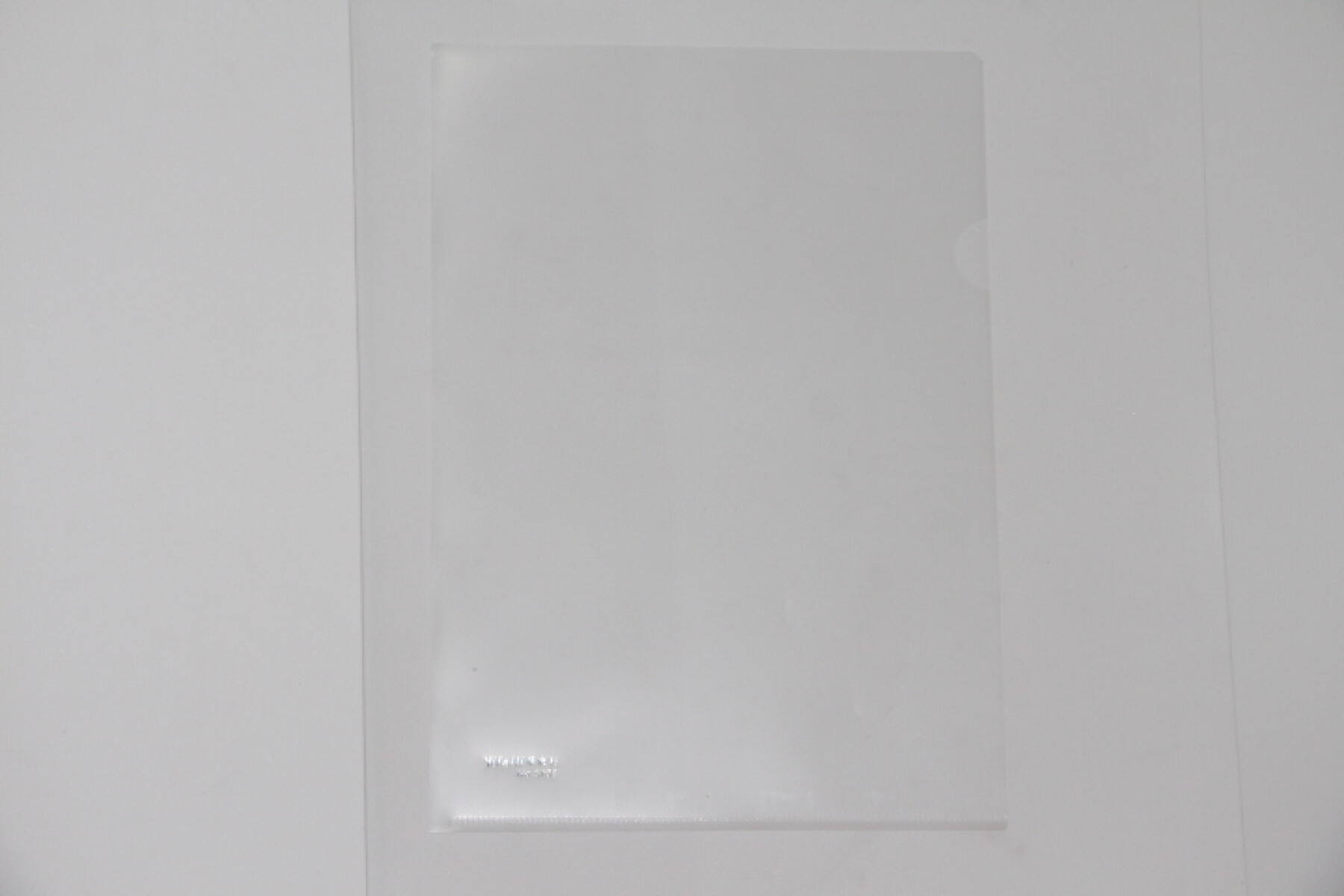 SOBRE EN L A4 - COLOR TRANSPARENTE 