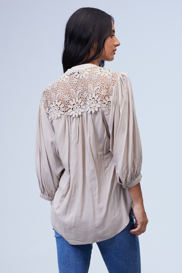 Blusa Crochet KHAKI