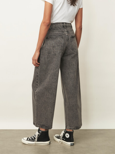 JEAN PHELIA GRIS