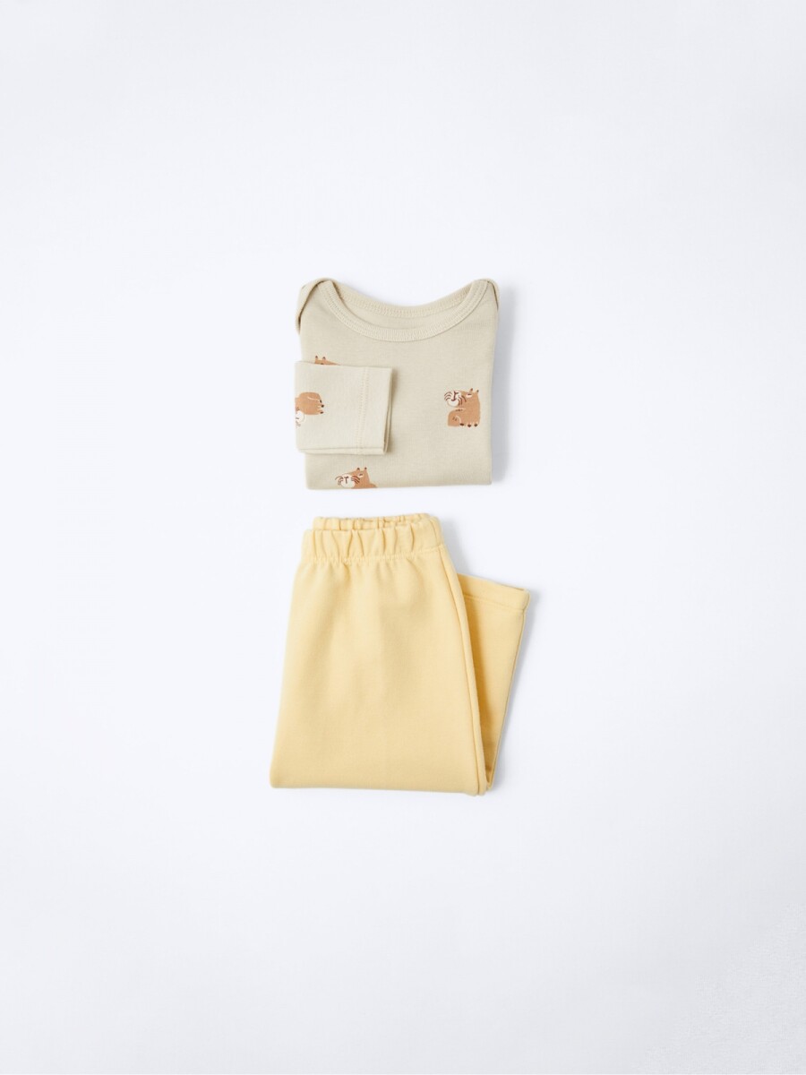 CONJUNTO DE BODY Y PANTALÓN DE BEBÉ - MULTICOLOR 
