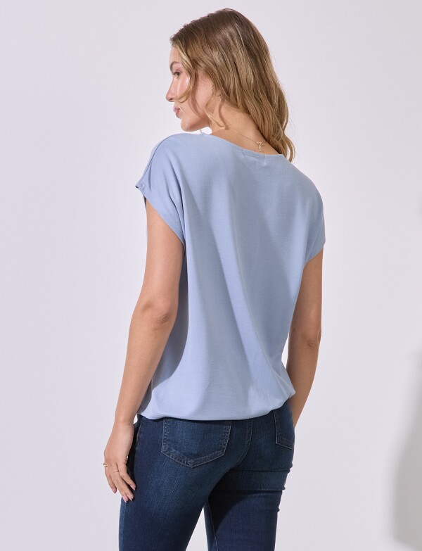 Blusa Esc V CELESTE