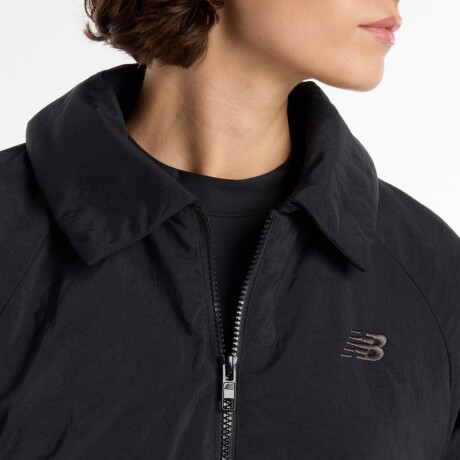 Campera de Dama New Balance - Bomber Jacket - WJ61D8YXBK BLACK