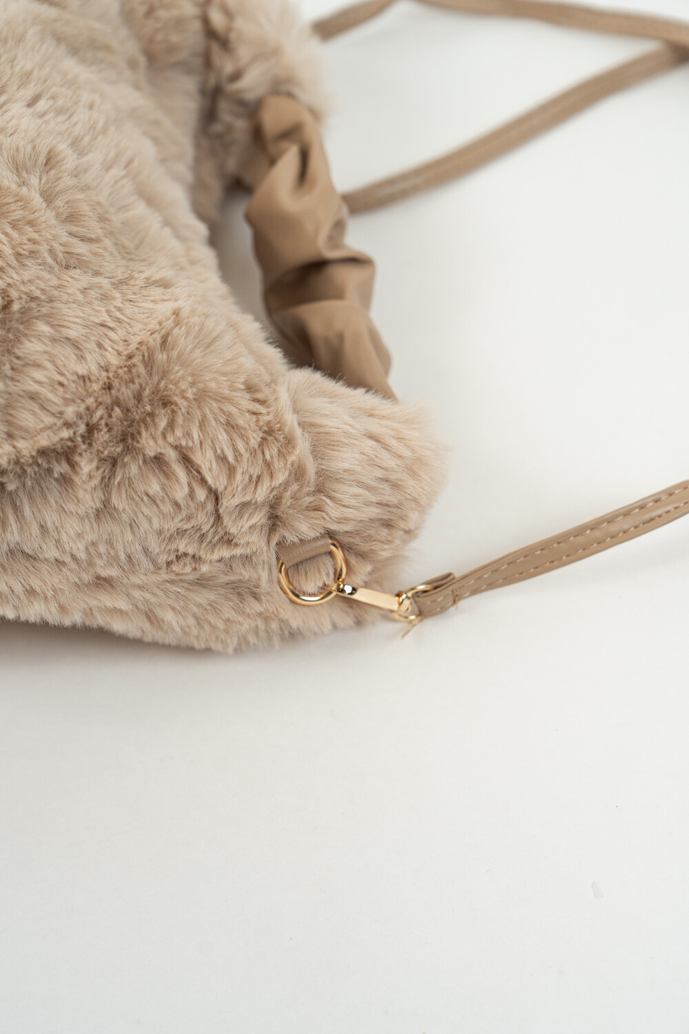 Cartera Pelushini Beige