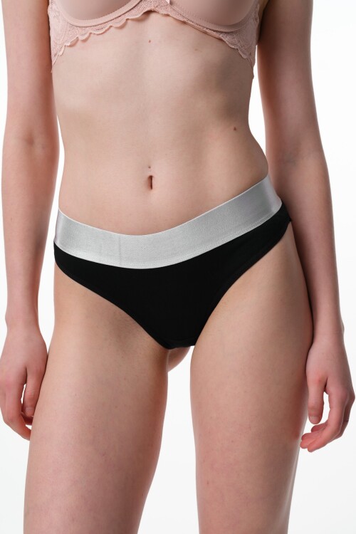 Colaless Octavia Negro