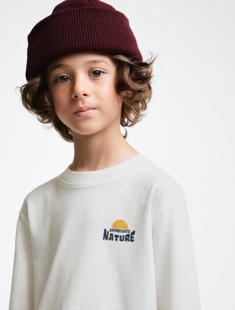 CAMISETA INFANTIL CON ESTAMPA BEIGE