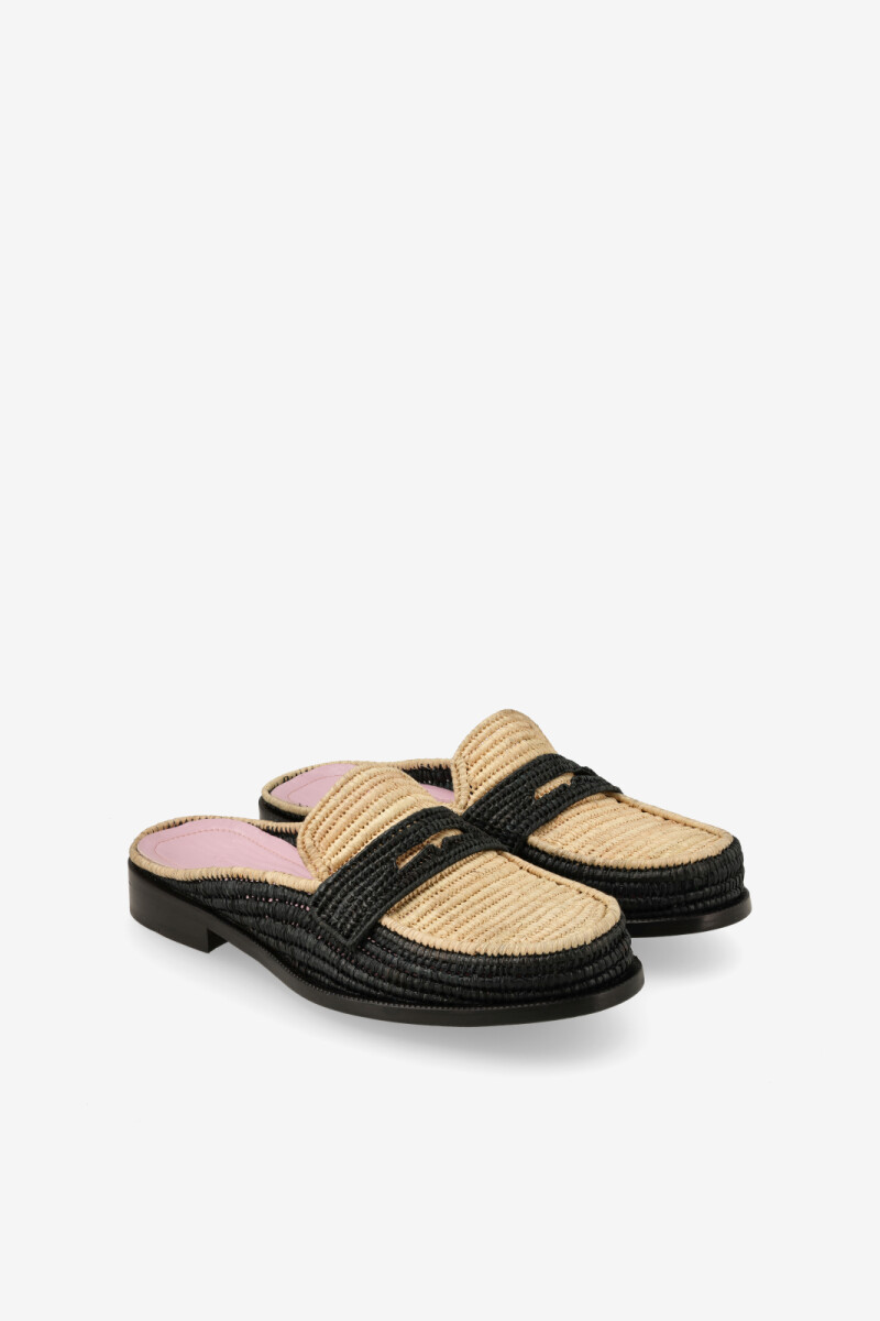 ZAPATO BORNAZIL Negro