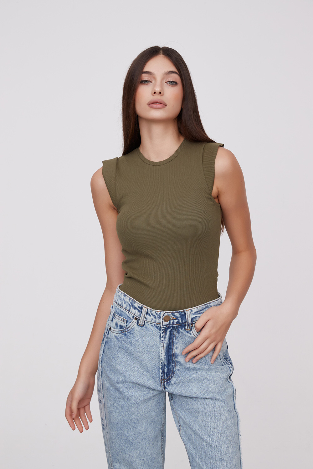 Musculosa Regensis Verde Oliva Oscuro