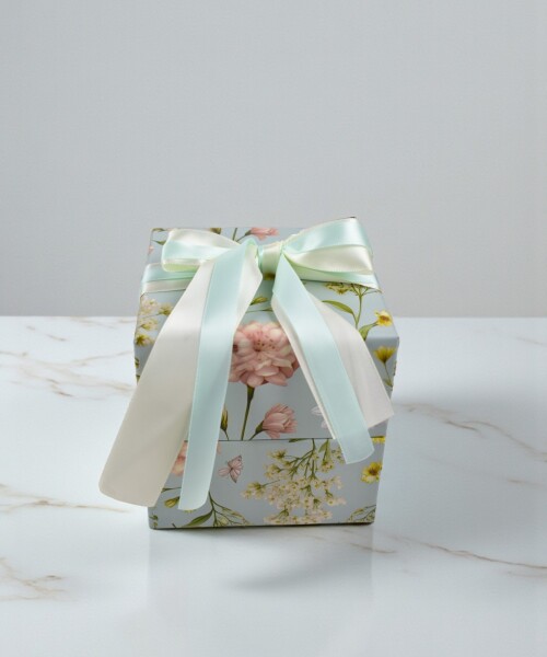 Caja Rigida 16x16 con lazo Diseño 2