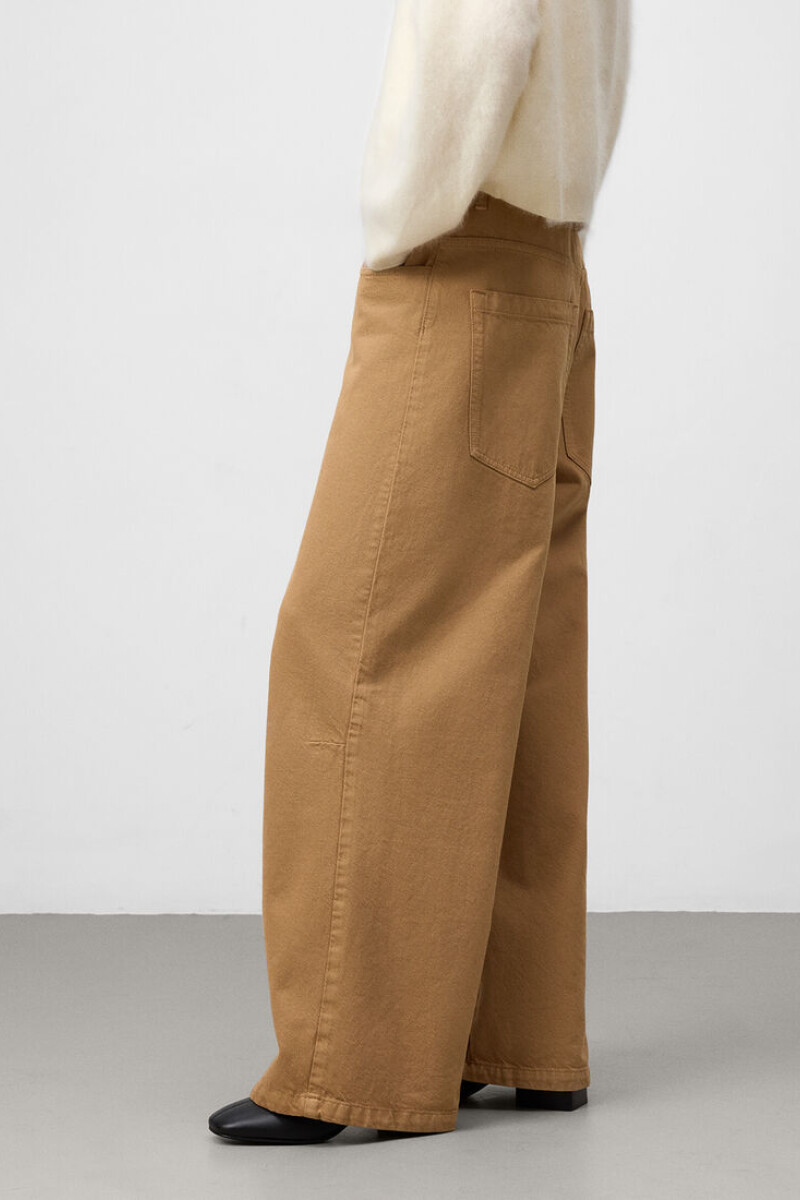 PANTALÓN Camel