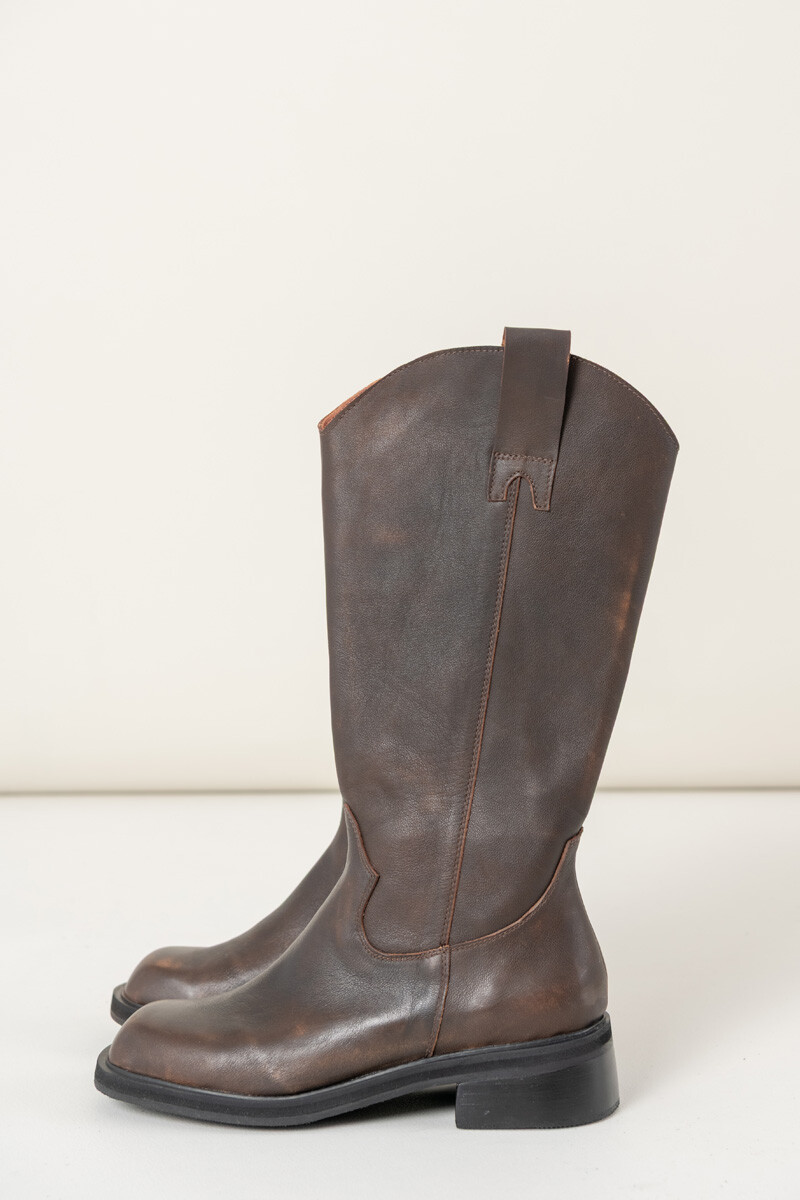 Bota maxima Marron gastado