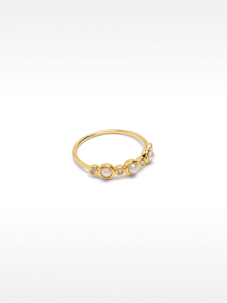 Anillo Con Circonitas Y Perlas dorado