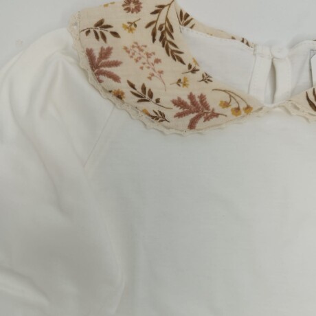 Remera nena cuello muselina estampada Remera nena cuello muselina estampada