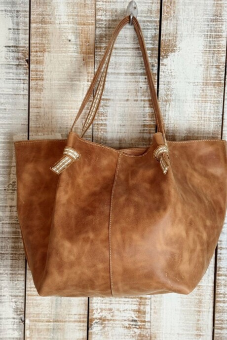 Josephine Suela Nápoles