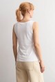 Musculosa escote a la base blanco
