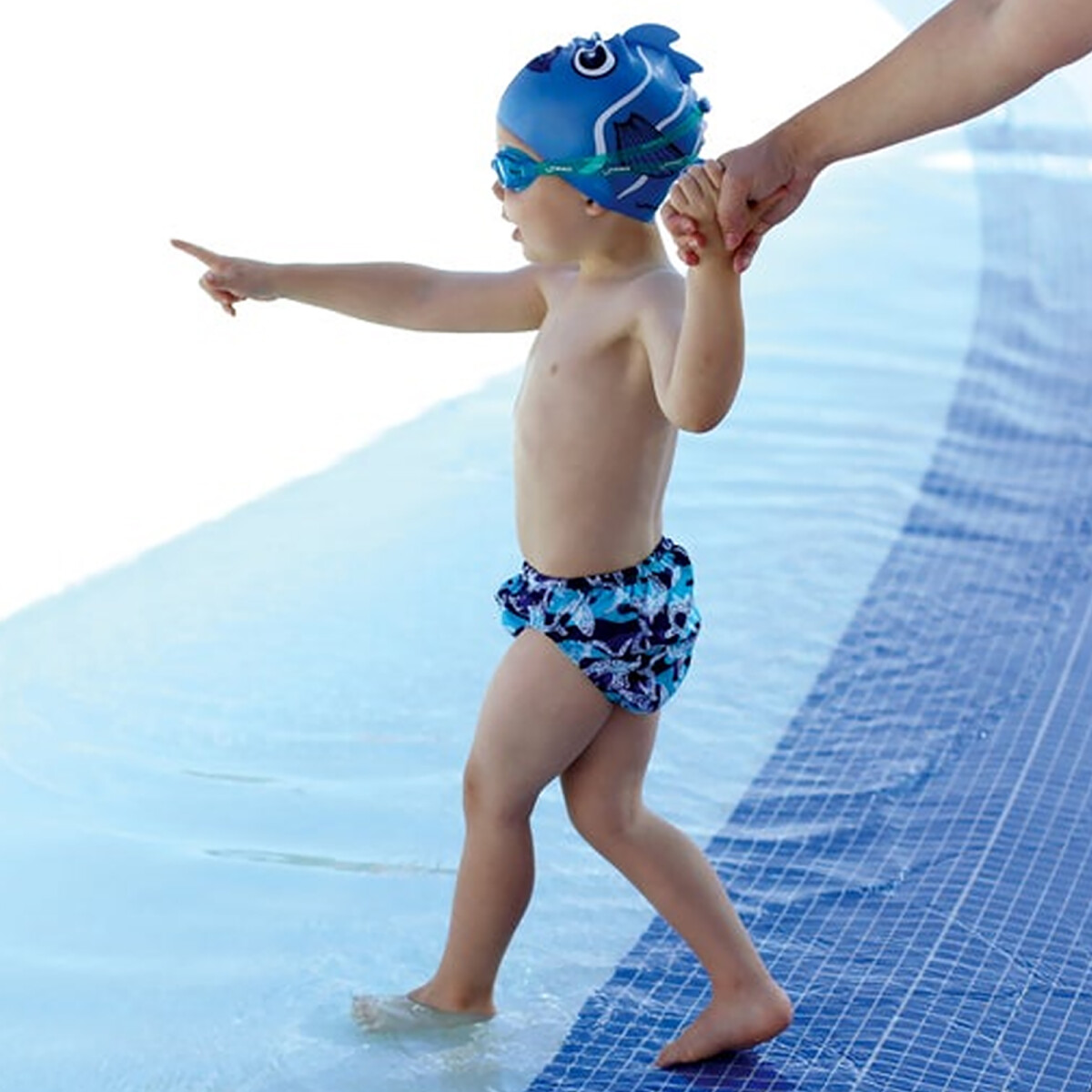 Finis - Pañal Reutilizable Swim Diaper Print 5.20.014.373.05 - M (8 - 10 Kg). 