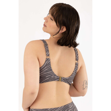 Top chelsea est. Dark zebra