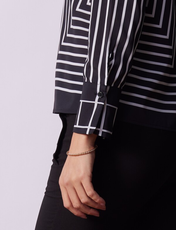 Blusa Lineas NEGRO