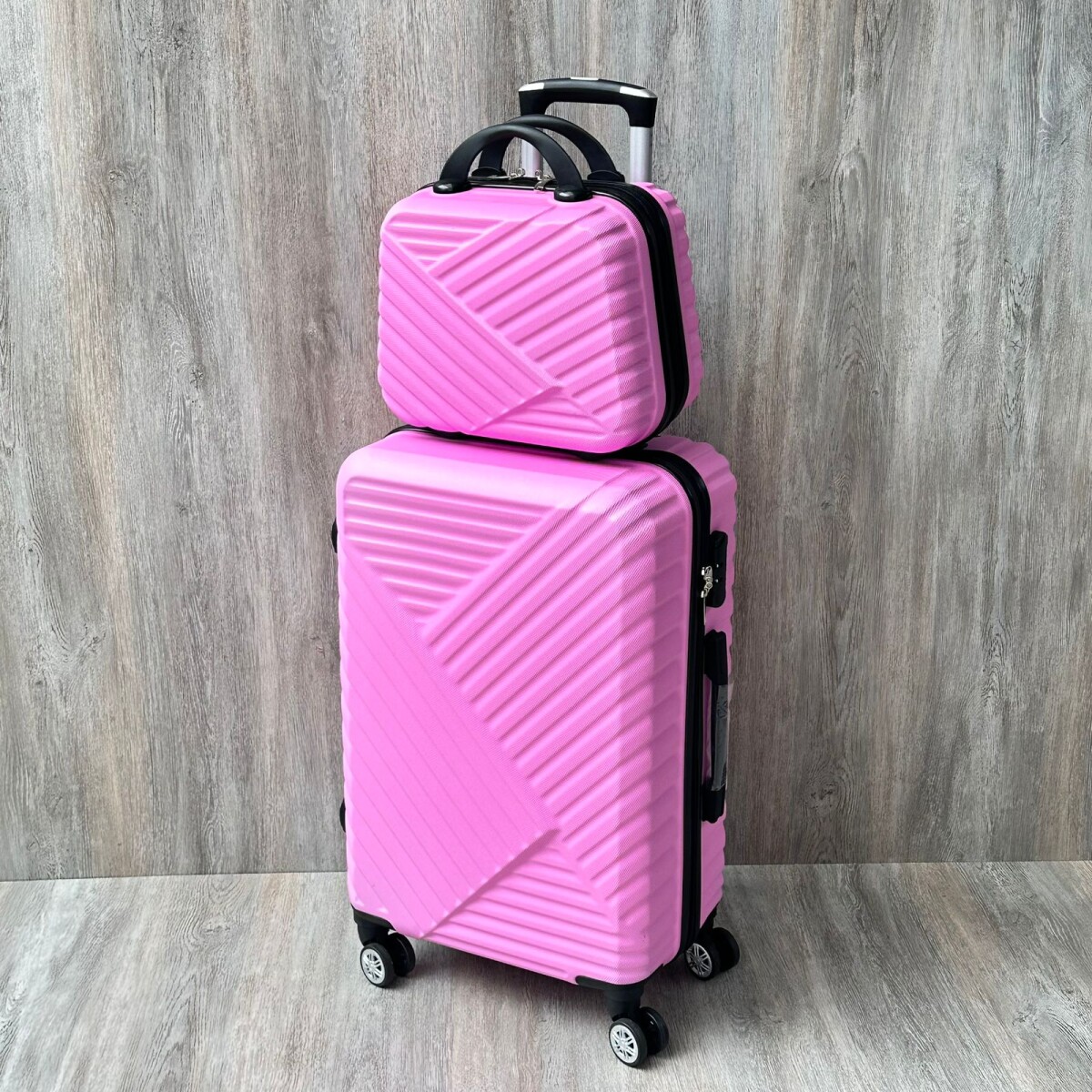 Set Valija Carry On De Cabina + Neceser Beauty Rígido 