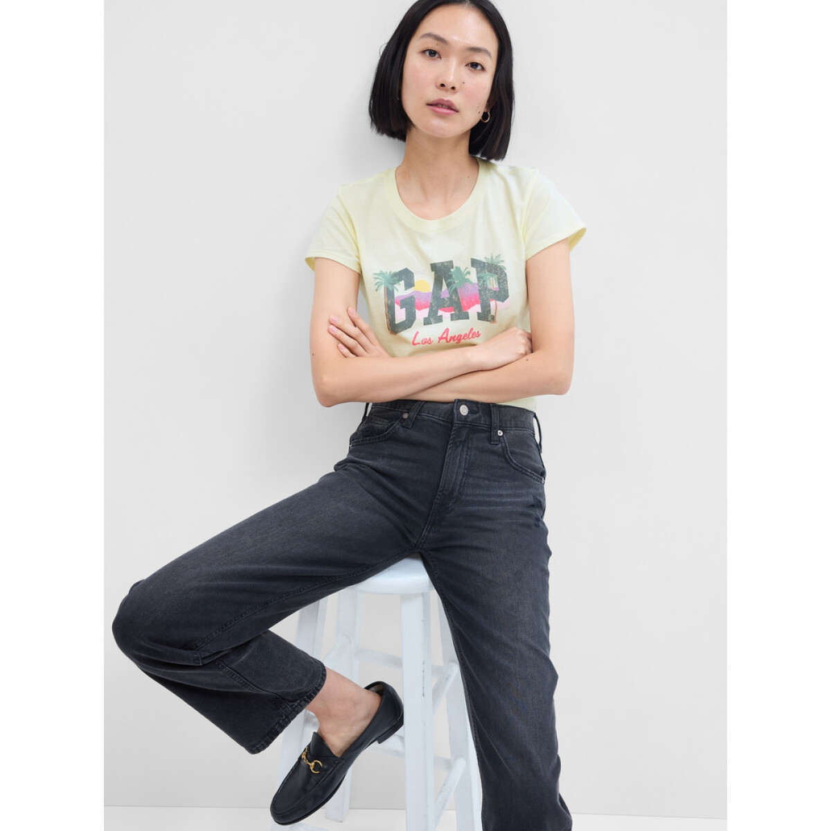 V-GAP CITY LOGO SS TEE - LOS ANGELES 
