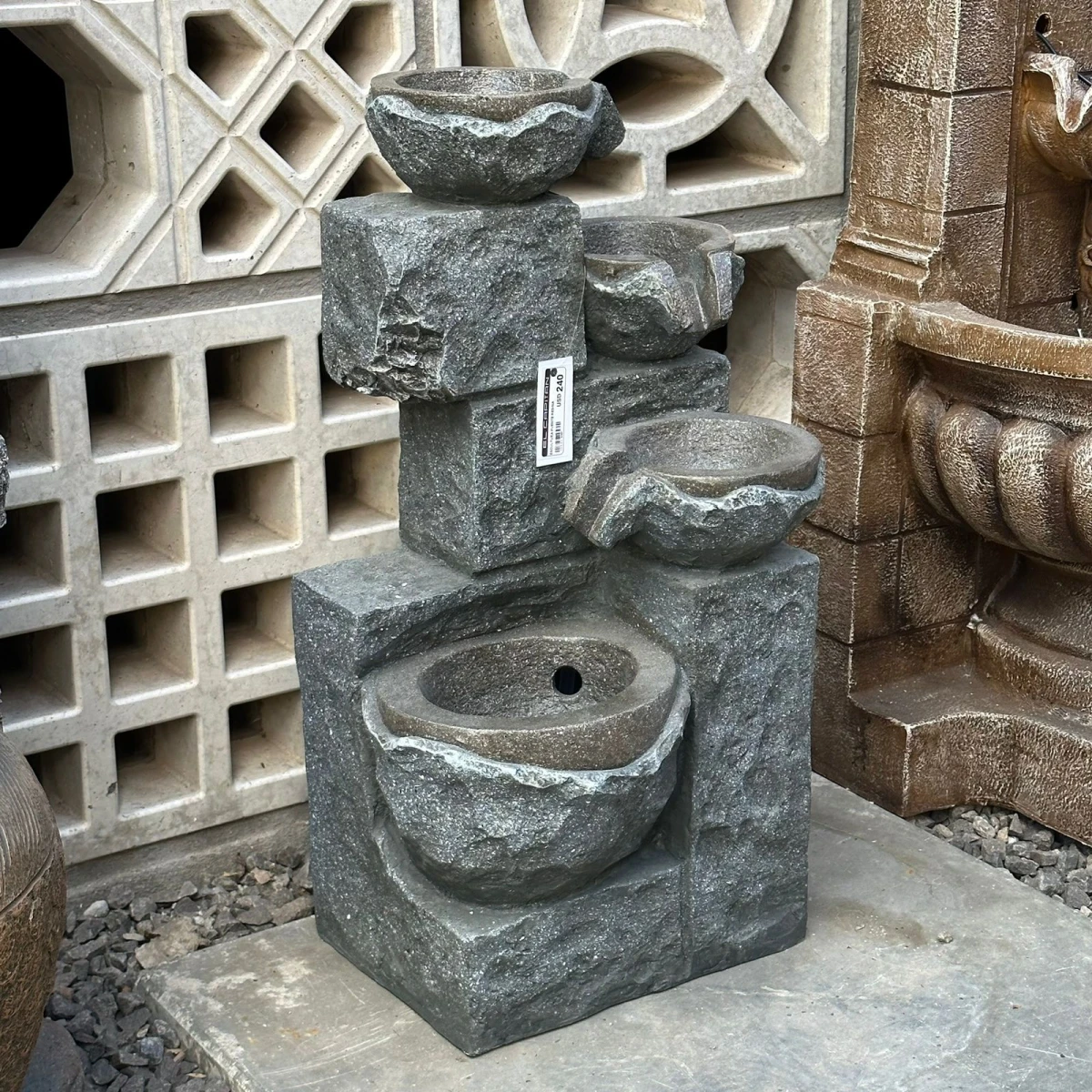 Fuente De Agua Decorativa Jardin 60CM x Largo 28CM x Ancho 20cm 