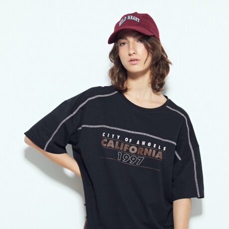 REMERA MAGNOLIO Negro