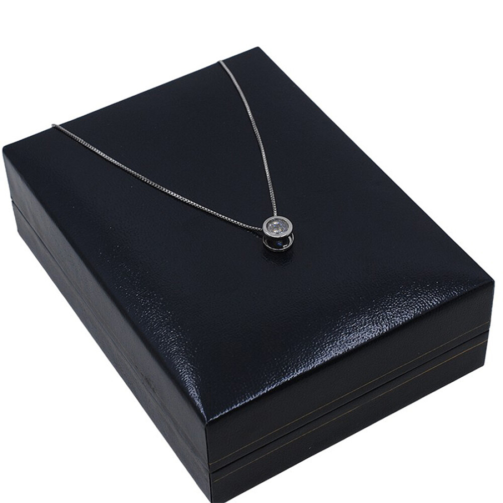 Dije En Oro Blanco 18K Y Zirconia Dije En Oro Blanco 18K Y Zirconia