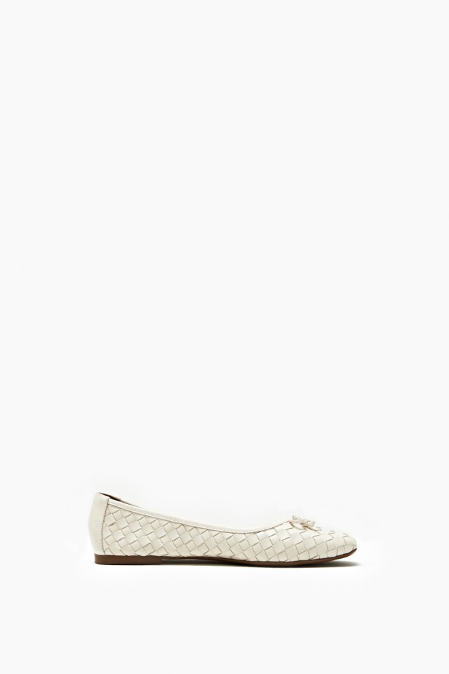Ballerina Cassia de cuero texturada crudo