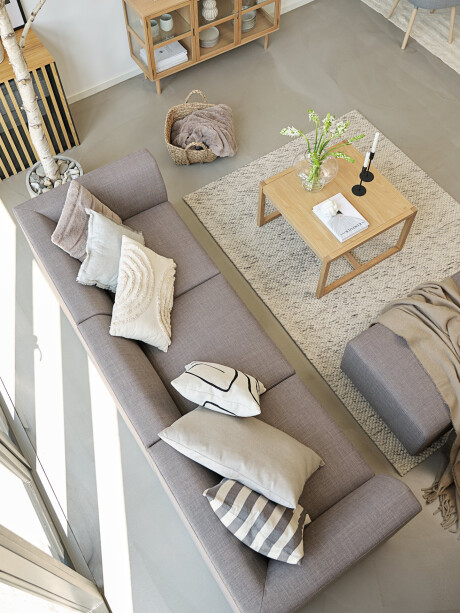 Almohadón HVITVEIS 45x45 crudo/negro Almohadón HVITVEIS 45x45 crudo/negro