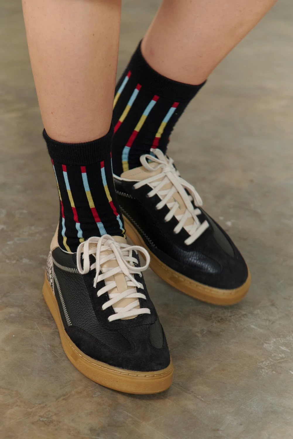 SET MEDIAS