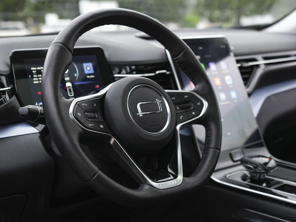 Bestune T90 1.5T Luxury Extra Full 0KM | Permuta / Financia Bestune T90 1.5T Luxury Extra Full 0KM | Permuta / Financia