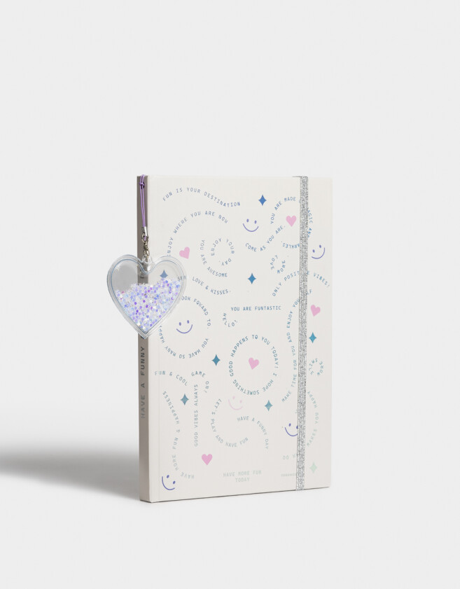 Anotadores Cuadernos y Memos Estampados Cuaderno A5 Con Tag De Corazón - Blanco Crudo
