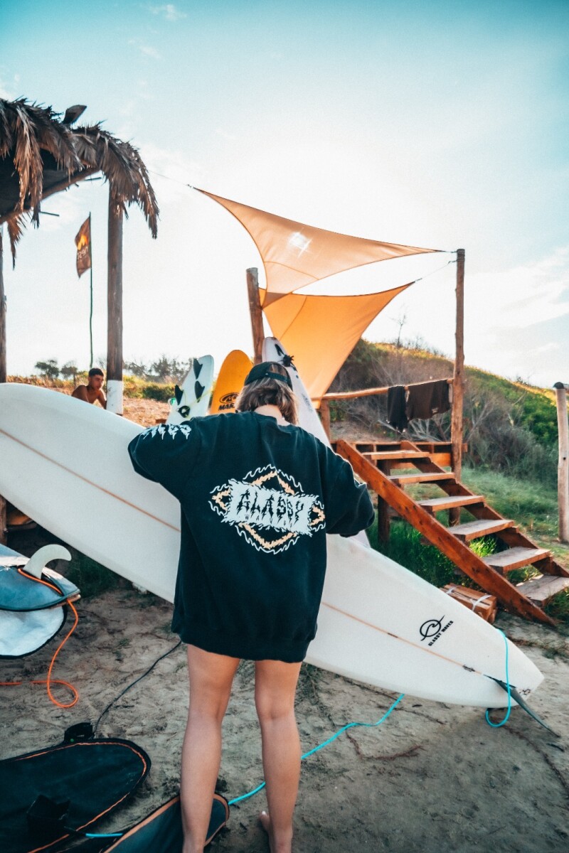 Buzo Flaming / Negro Wash U