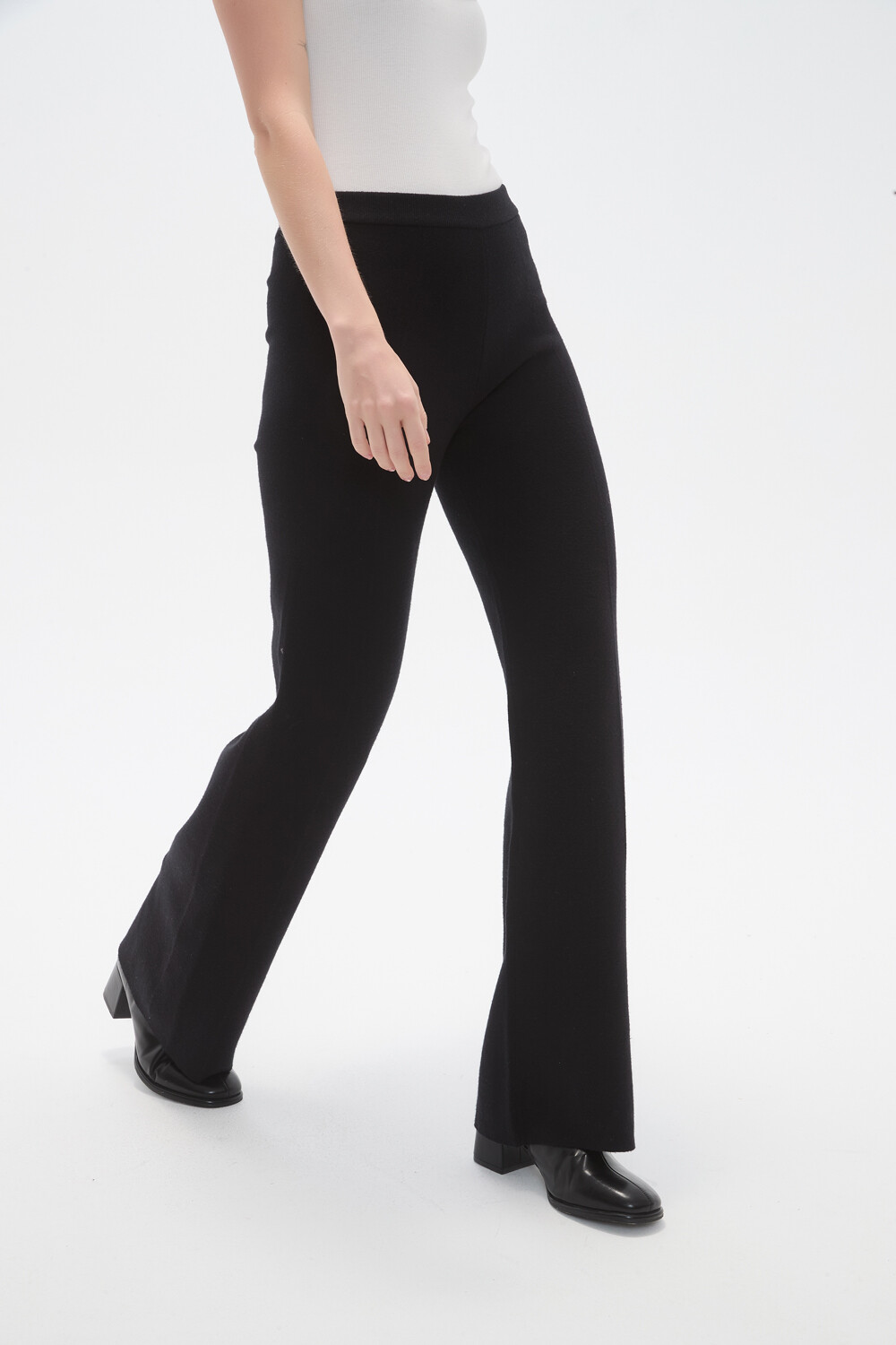 Pantalon Xyros Negro