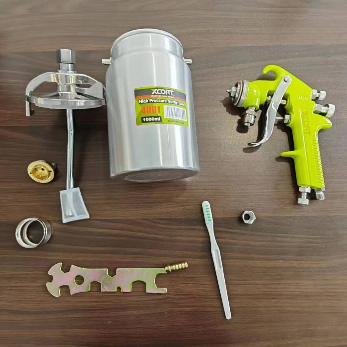 PISTOLA AEROGRAFO 1000CC 1,8MM XCORT Pistola Aerografo 1000cc 1,8mm Xcort