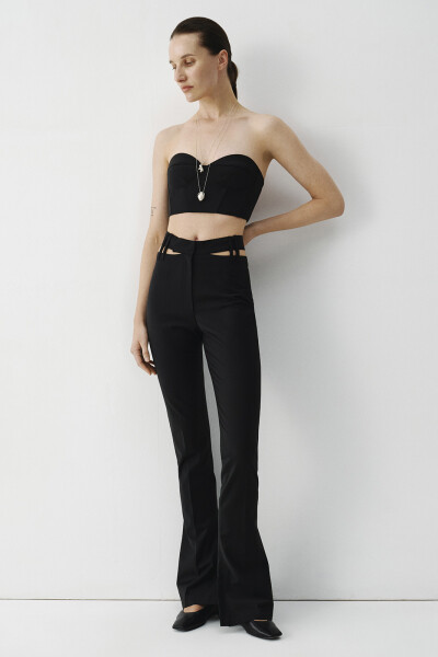 PANTALON FLARE Negro