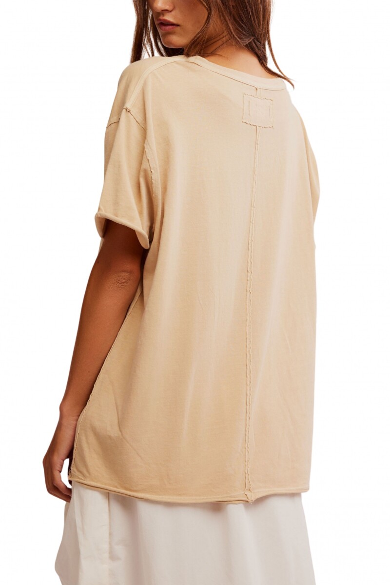NINA TEE V Arena