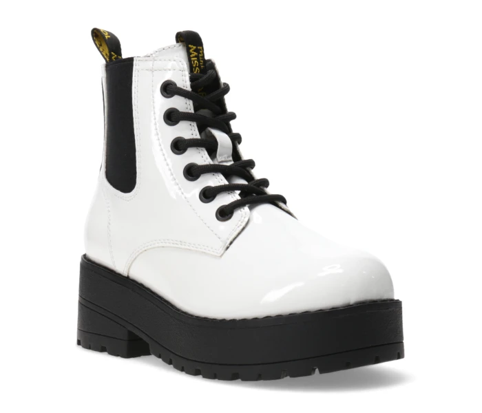 Bota MYRDAL de charol acordonada White
