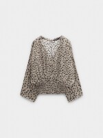 Blusa Fluida Con Elásticos beige