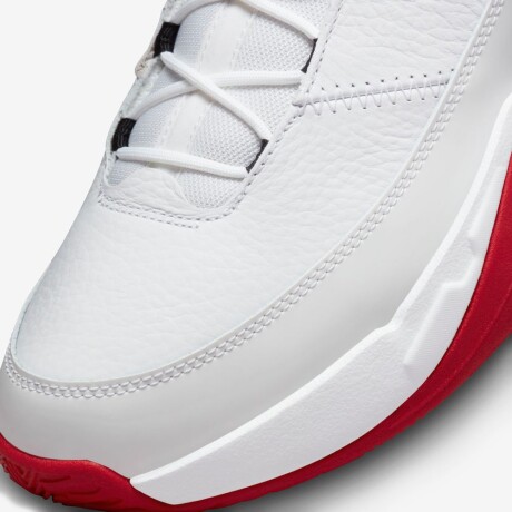 Bota Nike Jordan Max Aura 3 White/Red/Black S/C
