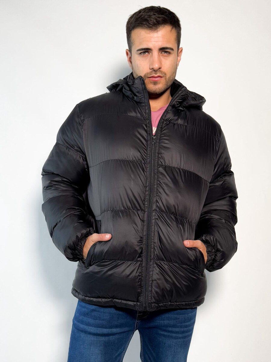 Campera de nylon oversize Taka - Negro 