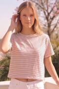 Remera Casual. Rayas Beiges