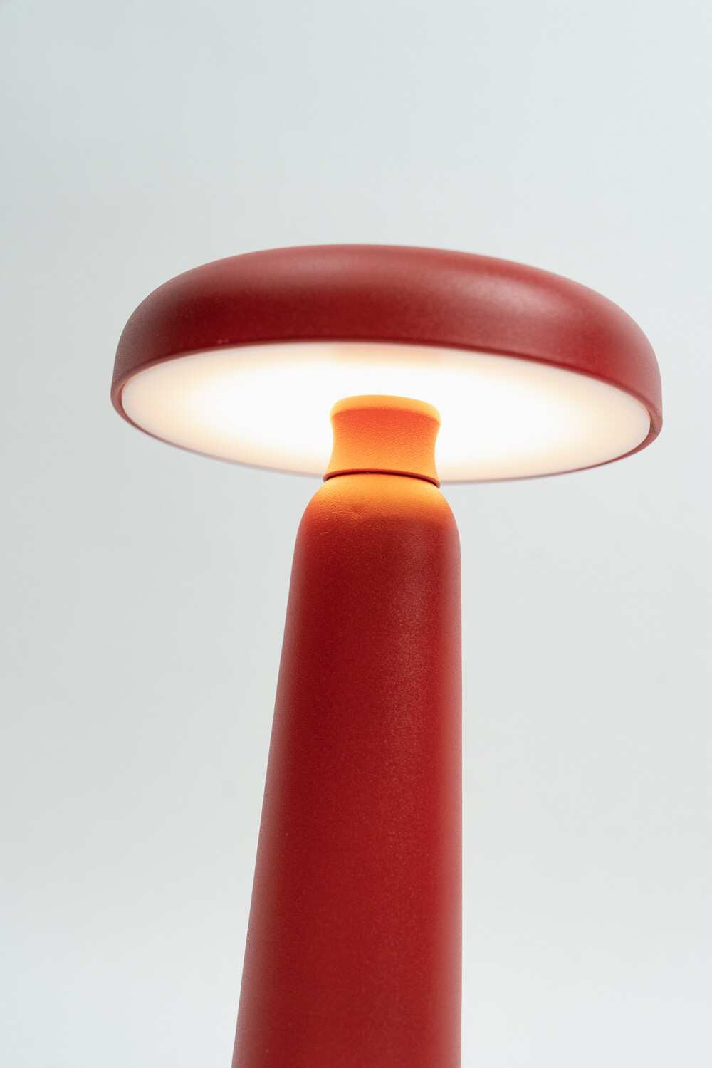 Lampara De Mesa Baska, Touch Usb Rojo