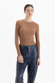 REMERA KENDALL Camel