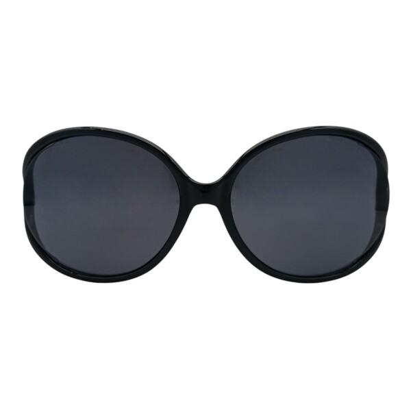 IO000220 negrouniforme