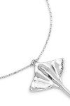 COLGANTE DE CADENA CORTA ALEACIÓN DE METALES BAÑADO EN PLATA DE LEY CON MANTARRAYA Colgante