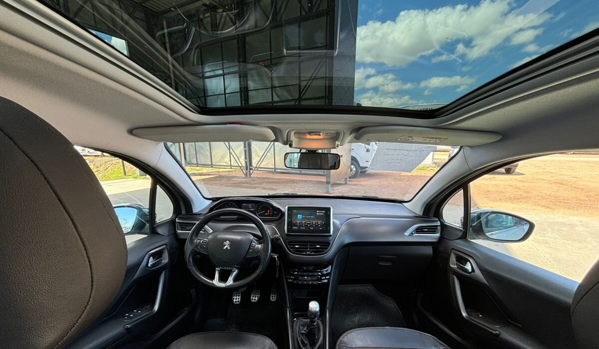 Peugeot 2008 Griffe MT6 - 2018 Peugeot 2008 Griffe MT6 - 2018