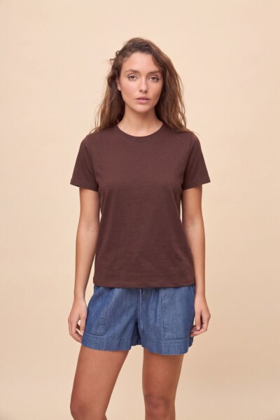 REMERA VACATION Chocolate