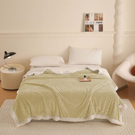 Frazada Polar 2Pzas Doble Cara Texturizada y Símil Corderito Beige Claro